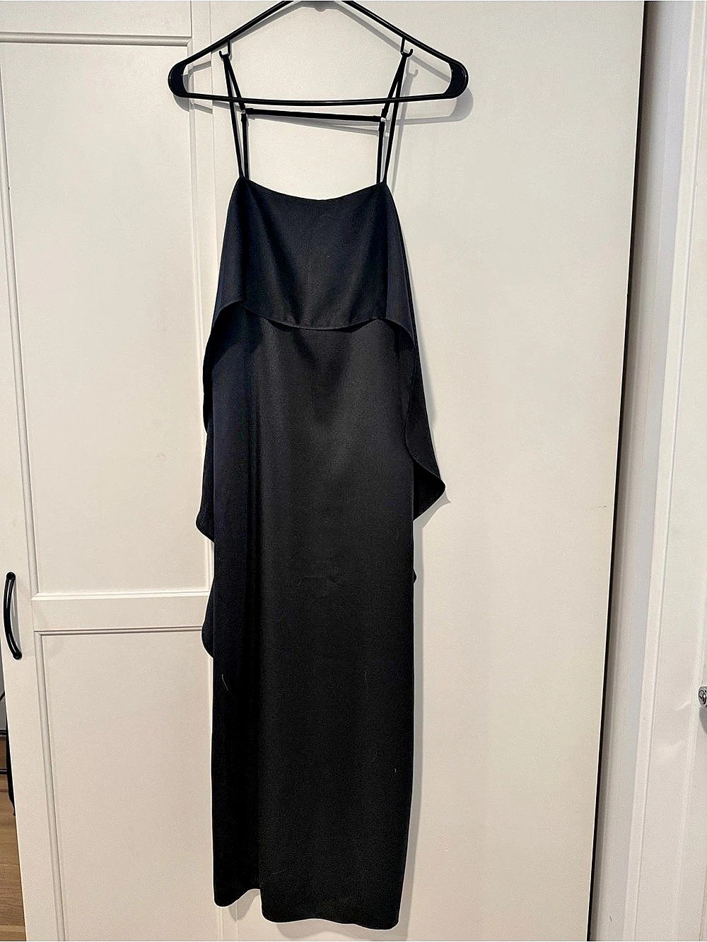 Elizabeth and James Marlee Ruffle-Trim Satin Midi Dress Black XS